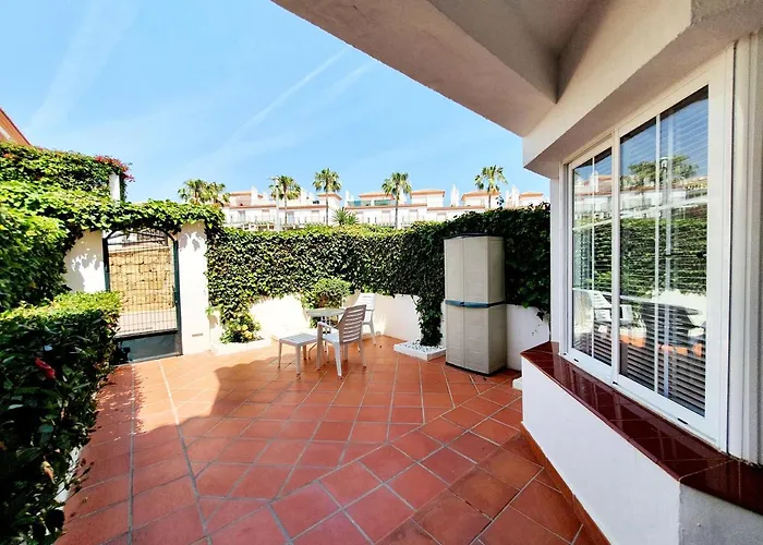 Lomas De Cabopino House