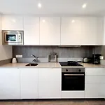 Lomas De Cabopino House Apartment *