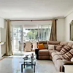 Apartment Lomas De Cabopino House