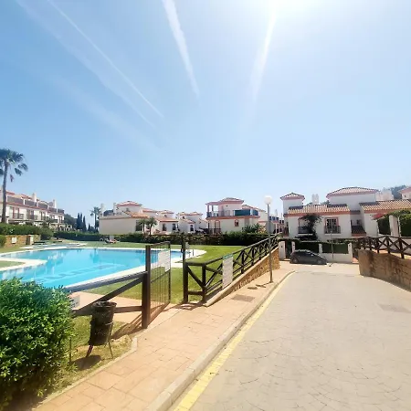 Lomas De Cabopino House 아파트 마르베야