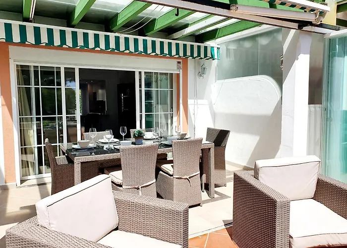 Appartement Lomas De Cabopino House *