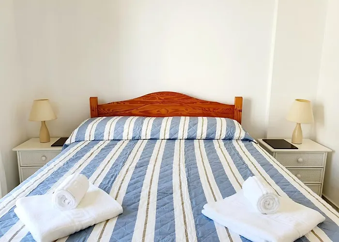 아파트 Lomas De Cabopino House 마르베야