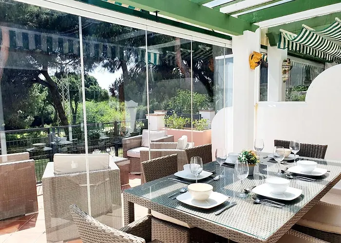 Lomas De Cabopino House *