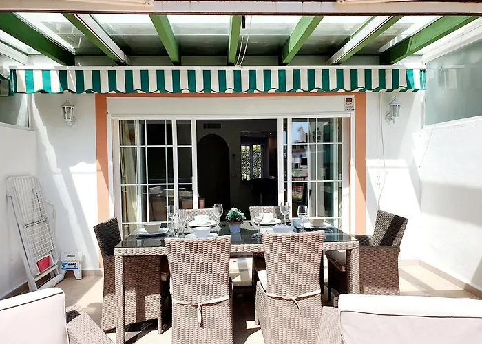 Lomas De Cabopino House 아파트 마르베야